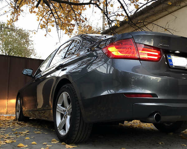 Серый БМВ 3 Серия, объемом двигателя 2 л и пробегом 123 тыс. км за 15000 $, фото 59 на Automoto.ua