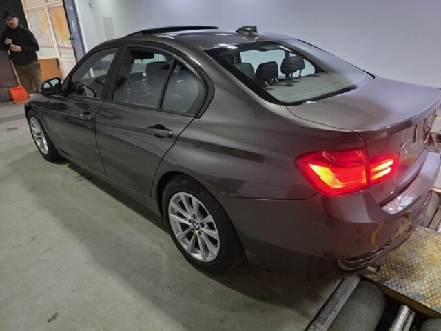 Сірий БМВ 3 Серія, об'ємом двигуна 2 л та пробігом 320 тис. км за 15250 $, фото 5 на Automoto.ua