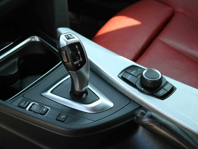 Серый БМВ 3 Серия, объемом двигателя 2 л и пробегом 80 тыс. км за 4600 $, фото 7 на Automoto.ua