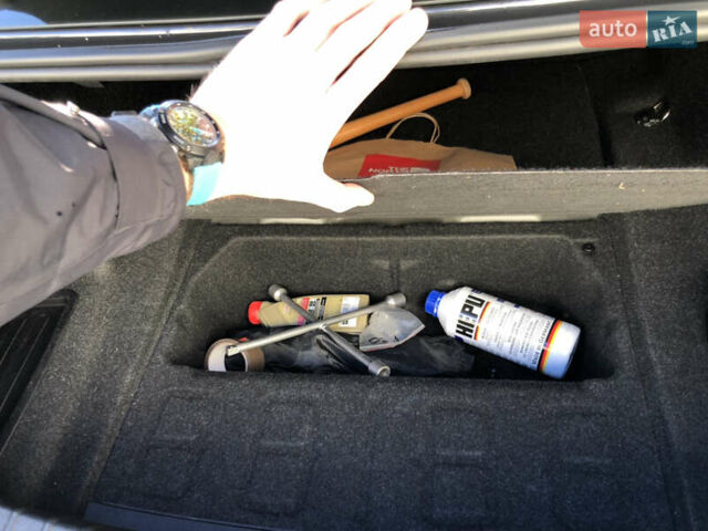 Серый БМВ 3 Серия, объемом двигателя 2 л и пробегом 123 тыс. км за 15000 $, фото 31 на Automoto.ua