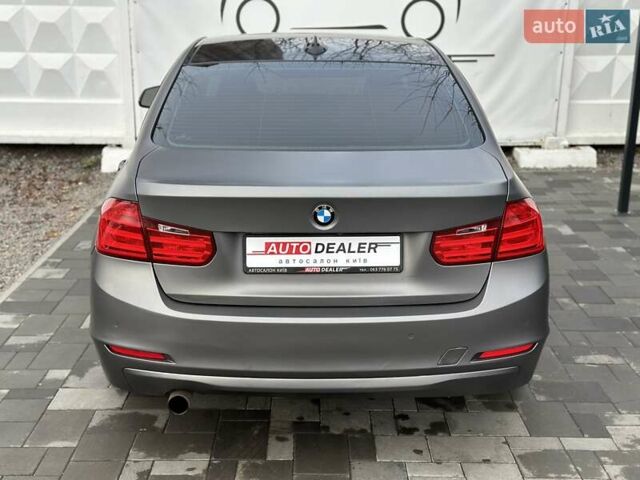 Серый БМВ 3 Серия, объемом двигателя 2 л и пробегом 185 тыс. км за 9600 $, фото 9 на Automoto.ua