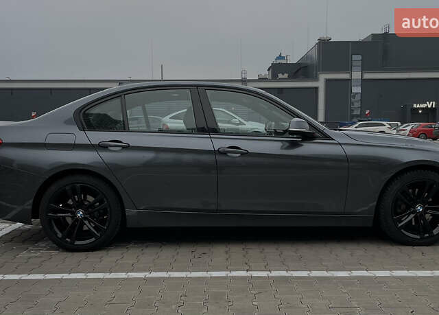 Серый БМВ 3 Серия, объемом двигателя 2 л и пробегом 94 тыс. км за 15800 $, фото 7 на Automoto.ua