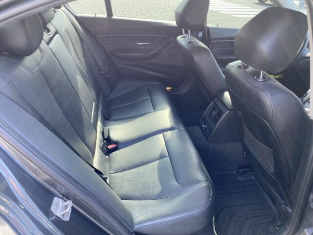 Сірий БМВ 3 Серія, об'ємом двигуна 2 л та пробігом 170 тис. км за 12700 $, фото 8 на Automoto.ua