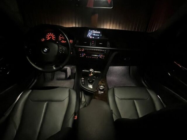 Серый БМВ 3 Серия, объемом двигателя 2 л и пробегом 40 тыс. км за 17200 $, фото 10 на Automoto.ua