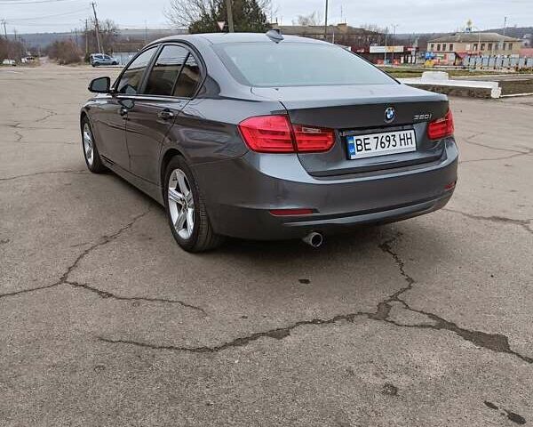 Серый БМВ 3 Серия, объемом двигателя 2 л и пробегом 133 тыс. км за 12999 $, фото 3 на Automoto.ua