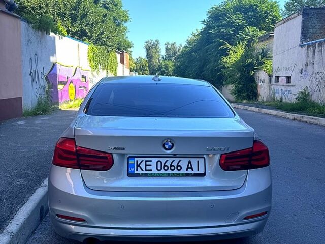 Сірий БМВ 3 Серія, об'ємом двигуна 2 л та пробігом 113 тис. км за 11100 $, фото 2 на Automoto.ua