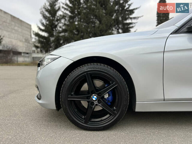 Серый БМВ 3 Серия, объемом двигателя 2 л и пробегом 217 тыс. км за 14999 $, фото 17 на Automoto.ua