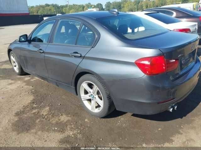 Сірий БМВ 3 Серія, об'ємом двигуна 0 л та пробігом 125 тис. км за 1900 $, фото 3 на Automoto.ua