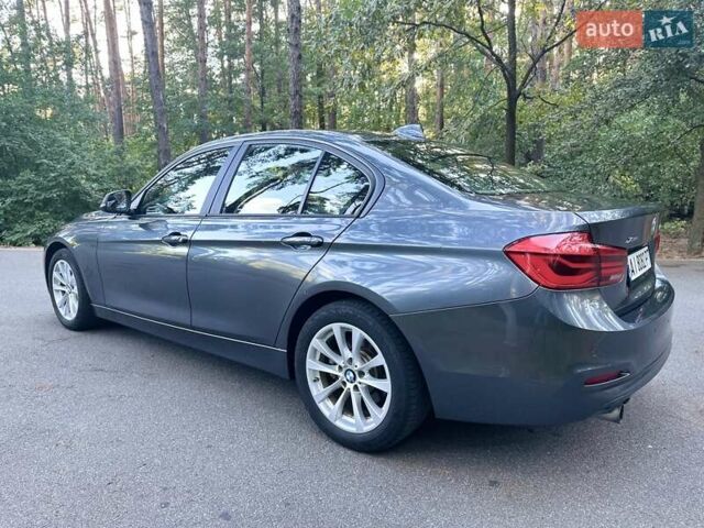 Серый БМВ 3 Серия, объемом двигателя 2 л и пробегом 51 тыс. км за 15300 $, фото 2 на Automoto.ua