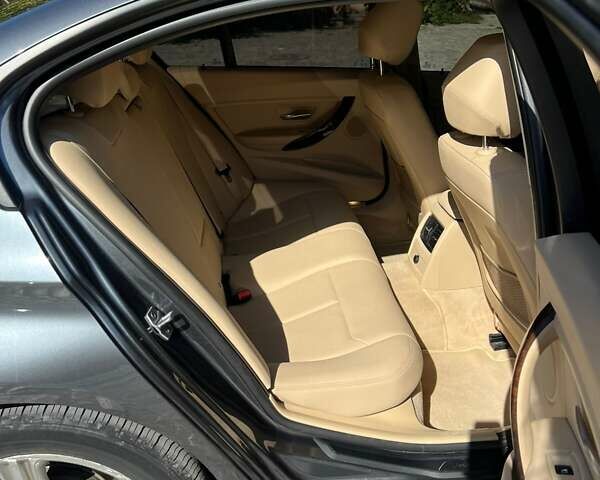 Сірий БМВ 3 Серія, об'ємом двигуна 2 л та пробігом 141 тис. км за 16000 $, фото 17 на Automoto.ua