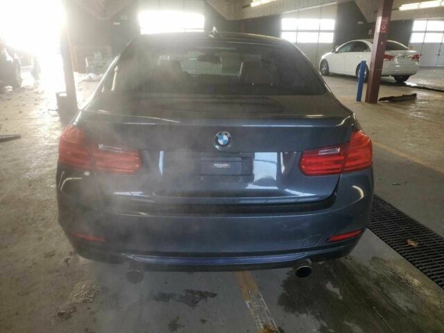 Серый БМВ 3 Серия, объемом двигателя 3 л и пробегом 50 тыс. км за 3000 $, фото 5 на Automoto.ua