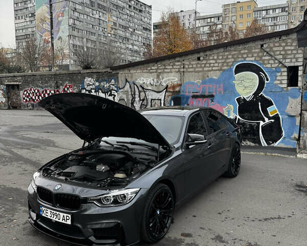 Сірий БМВ 3 Серія, об'ємом двигуна 2 л та пробігом 159 тис. км за 14000 $, фото 11 на Automoto.ua