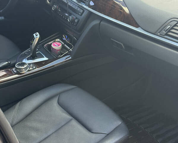 Серый БМВ 3 Серия, объемом двигателя 2 л и пробегом 167 тыс. км за 15500 $, фото 6 на Automoto.ua