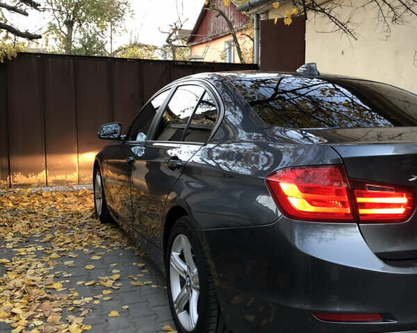 Серый БМВ 3 Серия, объемом двигателя 2 л и пробегом 123 тыс. км за 15000 $, фото 57 на Automoto.ua