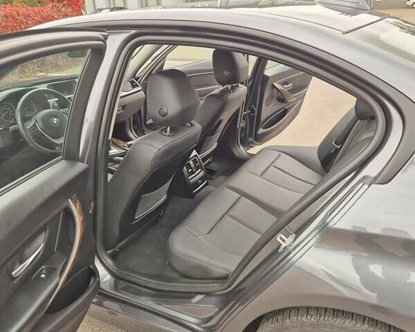 Серый БМВ 3 Серия, объемом двигателя 2 л и пробегом 144 тыс. км за 15500 $, фото 10 на Automoto.ua