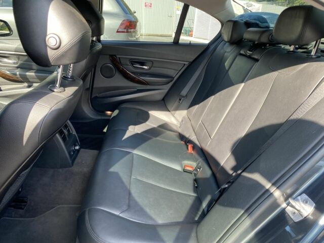 Сірий БМВ 3 Серія, об'ємом двигуна 2 л та пробігом 170 тис. км за 12700 $, фото 10 на Automoto.ua