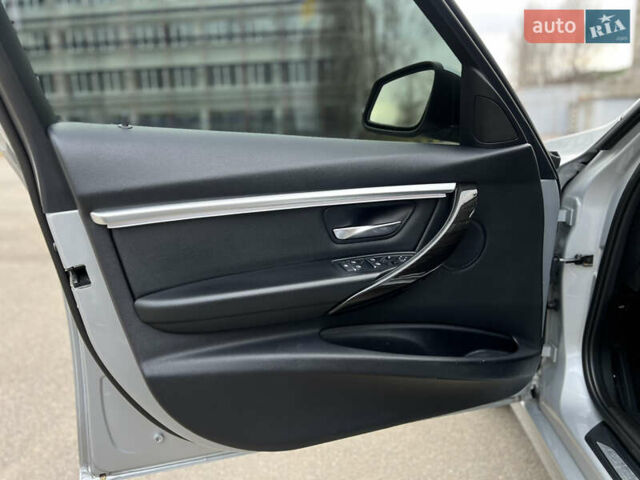 Серый БМВ 3 Серия, объемом двигателя 2 л и пробегом 217 тыс. км за 14999 $, фото 24 на Automoto.ua