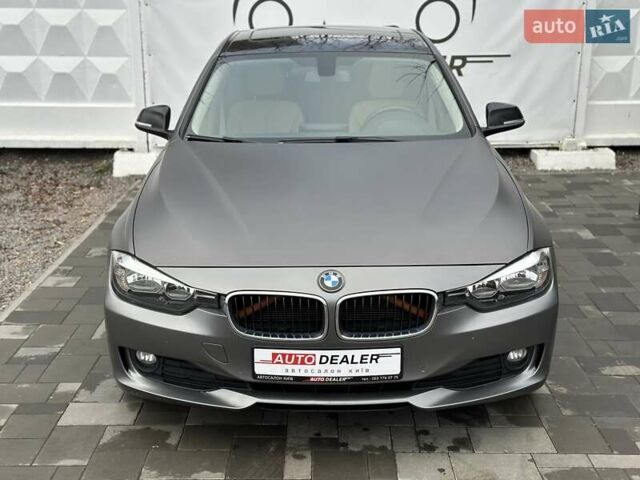 Серый БМВ 3 Серия, объемом двигателя 2 л и пробегом 185 тыс. км за 9600 $, фото 2 на Automoto.ua