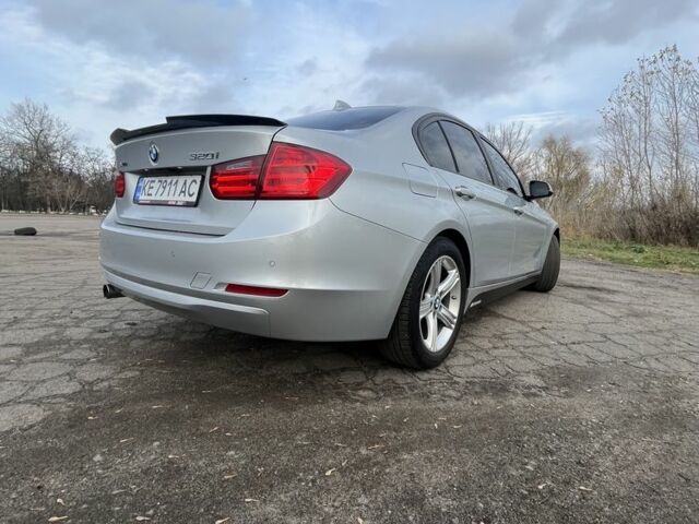 Серый БМВ 3 Серия, объемом двигателя 2 л и пробегом 40 тыс. км за 17200 $, фото 12 на Automoto.ua