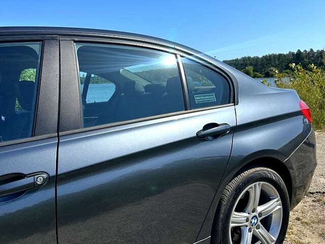 Сірий БМВ 3 Серія, об'ємом двигуна 2 л та пробігом 110 тис. км за 16500 $, фото 7 на Automoto.ua