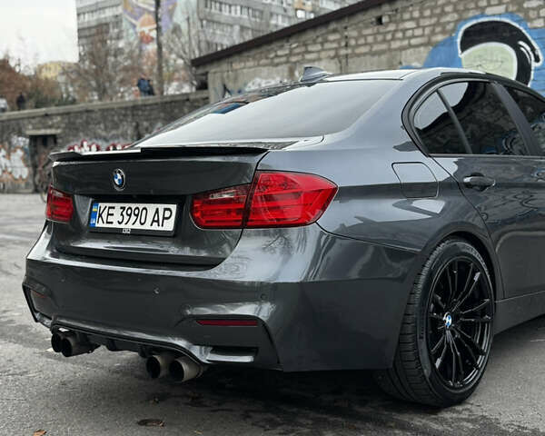 Сірий БМВ 3 Серія, об'ємом двигуна 2 л та пробігом 159 тис. км за 14000 $, фото 7 на Automoto.ua