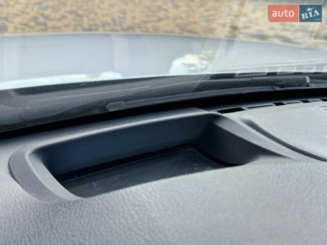Серый БМВ 3 Серия, объемом двигателя 2 л и пробегом 196 тыс. км за 14800 $, фото 17 на Automoto.ua
