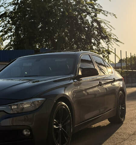 Сірий БМВ 3 Серія, об'ємом двигуна 2 л та пробігом 175 тис. км за 15999 $, фото 6 на Automoto.ua