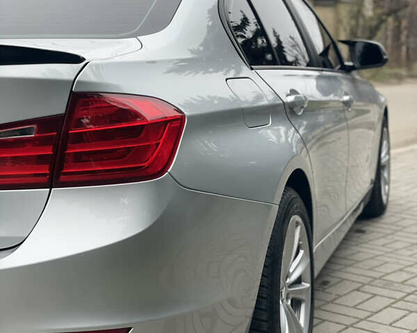 Серый БМВ 3 Серия, объемом двигателя 2 л и пробегом 167 тыс. км за 12500 $, фото 18 на Automoto.ua