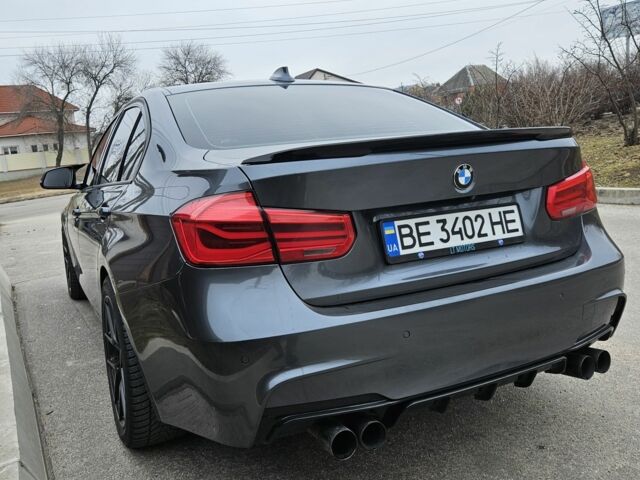 Серый БМВ 3 Серия, объемом двигателя 2 л и пробегом 210 тыс. км за 13500 $, фото 2 на Automoto.ua