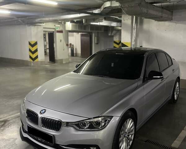 Серый БМВ 3 Серия, объемом двигателя 2 л и пробегом 115 тыс. км за 15999 $, фото 5 на Automoto.ua