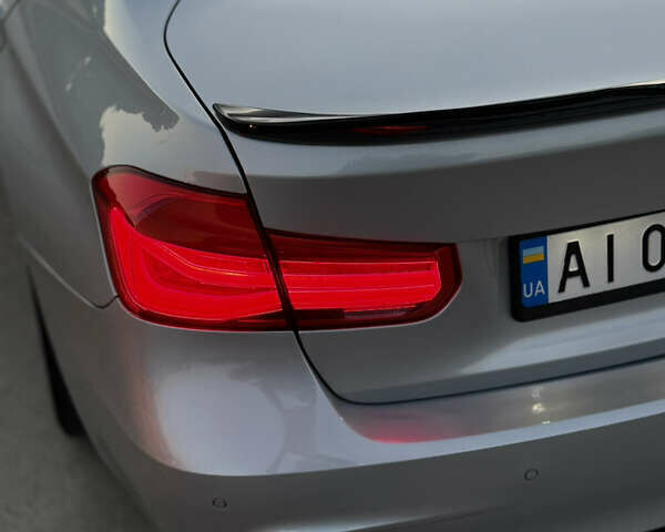 Сірий БМВ 3 Серія, об'ємом двигуна 2 л та пробігом 130 тис. км за 23500 $, фото 7 на Automoto.ua