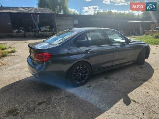 Серый БМВ 3 Серия, объемом двигателя 2 л и пробегом 131 тыс. км за 15500 $, фото 1 на Automoto.ua