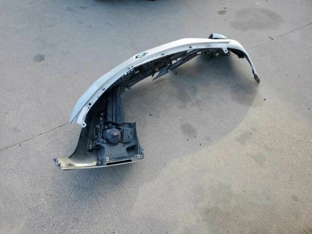 Серый БМВ 3 Серия, объемом двигателя 2 л и пробегом 219 тыс. км за 10500 $, фото 11 на Automoto.ua