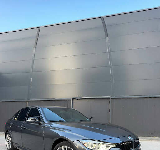 Серый БМВ 3 Серия, объемом двигателя 2 л и пробегом 157 тыс. км за 18400 $, фото 13 на Automoto.ua