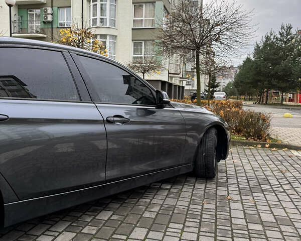 Серый БМВ 3 Серия, объемом двигателя 2 л и пробегом 128 тыс. км за 17500 $, фото 7 на Automoto.ua