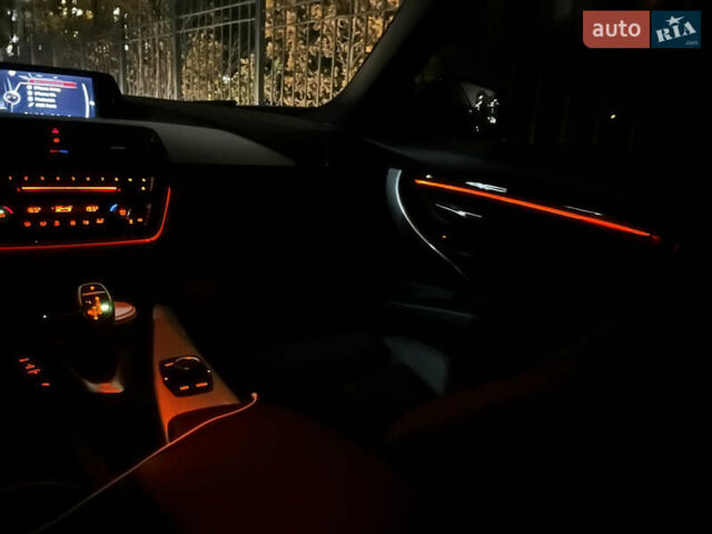Сірий БМВ 3 Серія, об'ємом двигуна 2 л та пробігом 119 тис. км за 18700 $, фото 25 на Automoto.ua