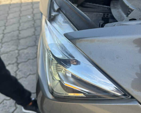 Сірий БМВ 3 Серія, об'ємом двигуна 2 л та пробігом 144 тис. км за 17500 $, фото 17 на Automoto.ua