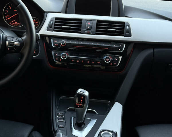 Серый БМВ 3 Серия, объемом двигателя 2 л и пробегом 158 тыс. км за 12900 $, фото 15 на Automoto.ua