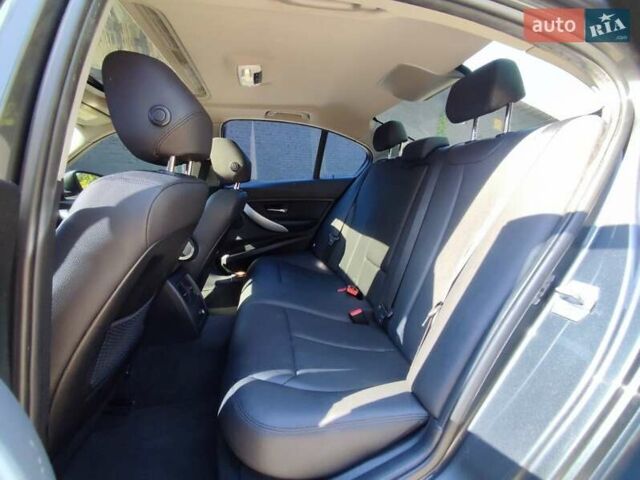 Сірий БМВ 3 Серія, об'ємом двигуна 2 л та пробігом 174 тис. км за 9000 $, фото 13 на Automoto.ua