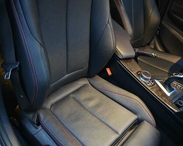 Сірий БМВ 3 Серія, об'ємом двигуна 2 л та пробігом 130 тис. км за 21000 $, фото 19 на Automoto.ua