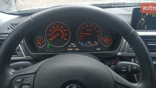 Серый БМВ 3 Серия, объемом двигателя 2 л и пробегом 144 тыс. км за 12000 $, фото 7 на Automoto.ua