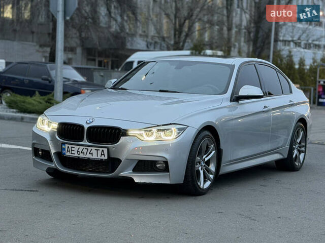 Сірий БМВ 3 Серія, об'ємом двигуна 2 л та пробігом 83 тис. км за 15999 $, фото 8 на Automoto.ua