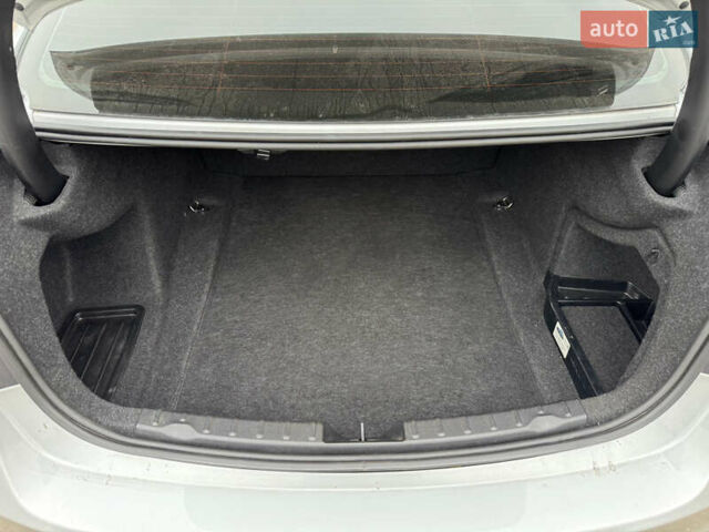 Серый БМВ 3 Серия, объемом двигателя 2 л и пробегом 83 тыс. км за 13200 $, фото 10 на Automoto.ua