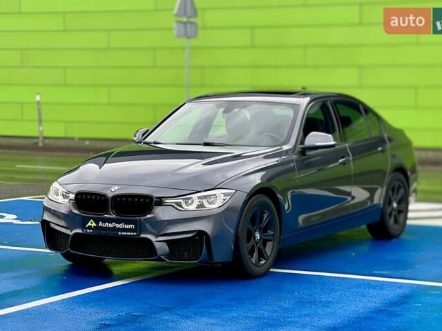БМВ 3 Серия 2016 в Киеве на Automoto.ua Серый БМВ 3 Серия, объемом двигателя 2 л и пробегом 101 тыс. км за 19500 $, фото 3 на Automoto.ua