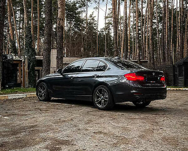 Серый БМВ 3 Серия, объемом двигателя 2 л и пробегом 58 тыс. км за 14850 $, фото 4 на Automoto.ua