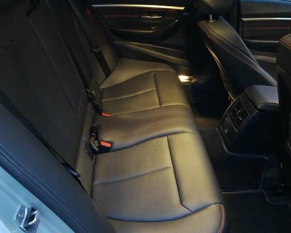 Сірий БМВ 3 Серія, об'ємом двигуна 2 л та пробігом 130 тис. км за 21000 $, фото 13 на Automoto.ua