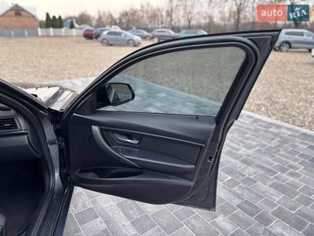 Серый БМВ 3 Серия, объемом двигателя 2 л и пробегом 180 тыс. км за 12999 $, фото 27 на Automoto.ua