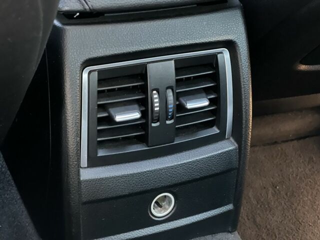 Серый БМВ 3 Серия, объемом двигателя 2 л и пробегом 160 тыс. км за 16799 $, фото 16 на Automoto.ua