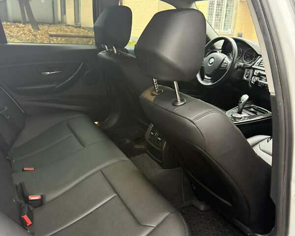 Серый БМВ 3 Серия, объемом двигателя 2 л и пробегом 194 тыс. км за 16700 $, фото 14 на Automoto.ua