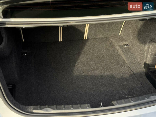 Серый БМВ 3 Серия, объемом двигателя 2 л и пробегом 177 тыс. км за 16200 $, фото 52 на Automoto.ua